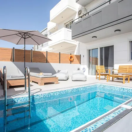 Villa Armonikon Pool