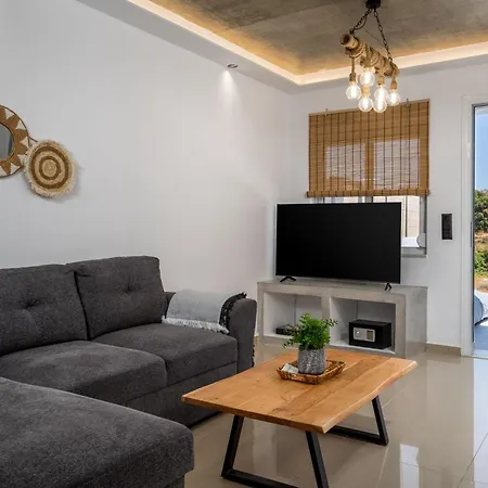 Villa Armonikon Pool *