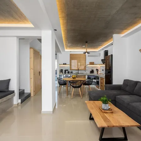 ヴィラ Armonikon Pool Asgourou