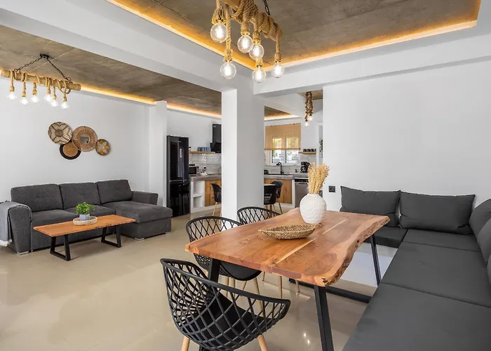 빌라 Armonikon Pool