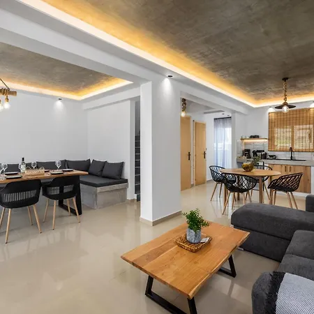 Armonikon Pool אסגורו