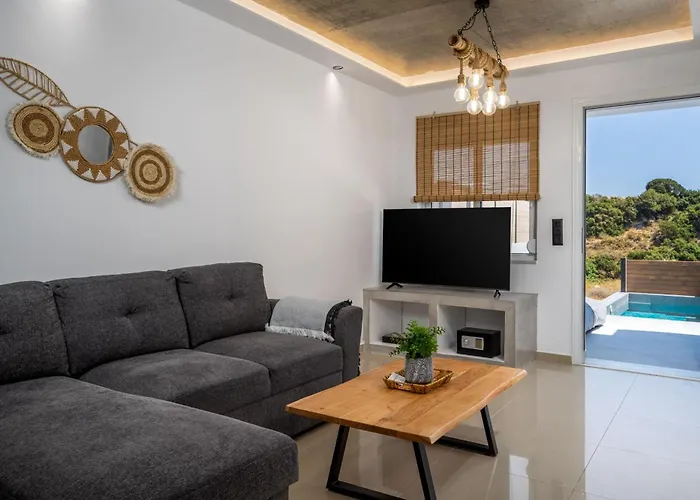 Villa Armonikon Pool *